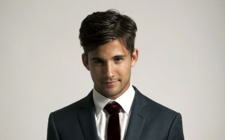 The Voice Season 3 Finalist, Dez Duron&#8217;s Biography With Facts About His Net Worth, Songs, Siblings, Brother, Affairs